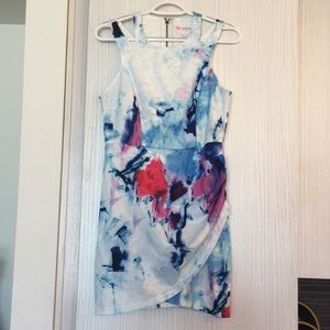 Water color pattern dress fitted